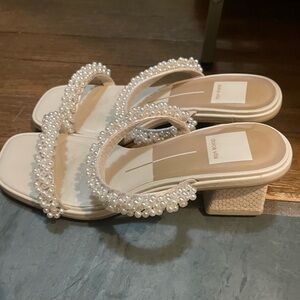 Dolce vita pearl low sandal